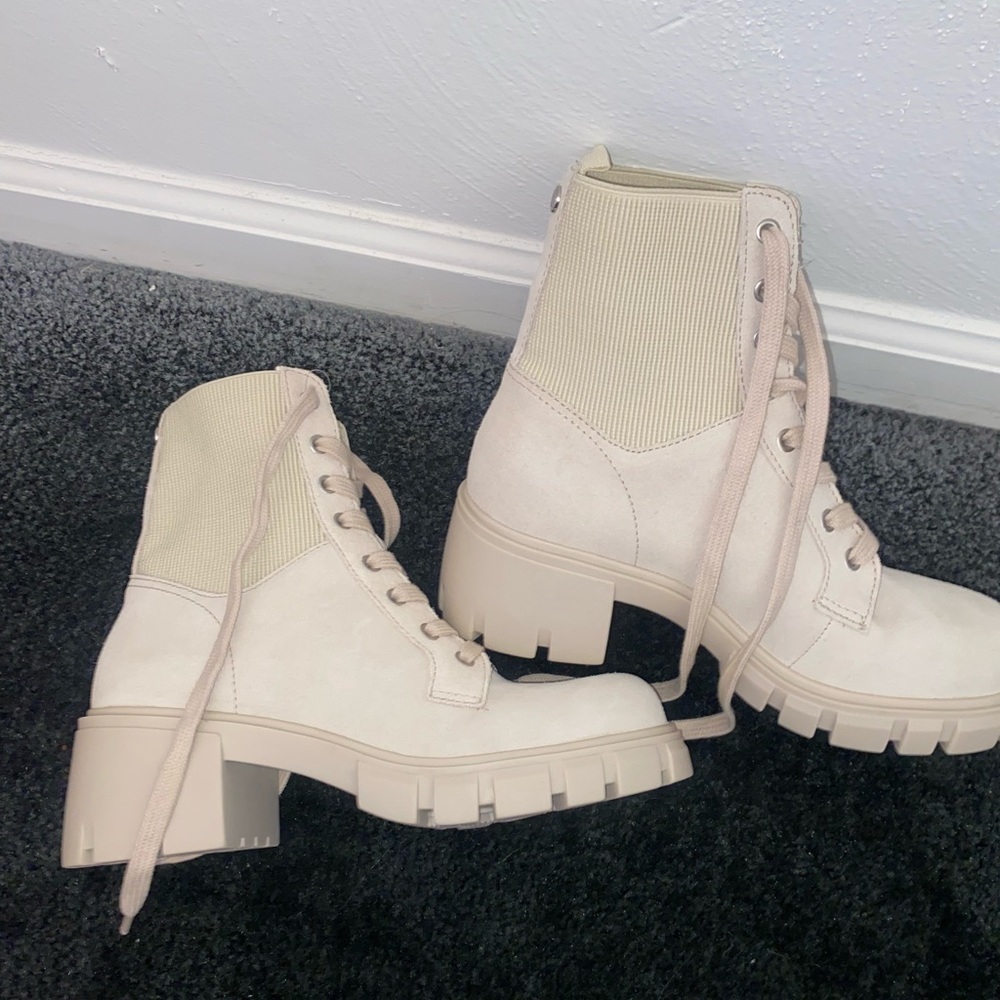 Steve Madden Creme Lace Up Booties